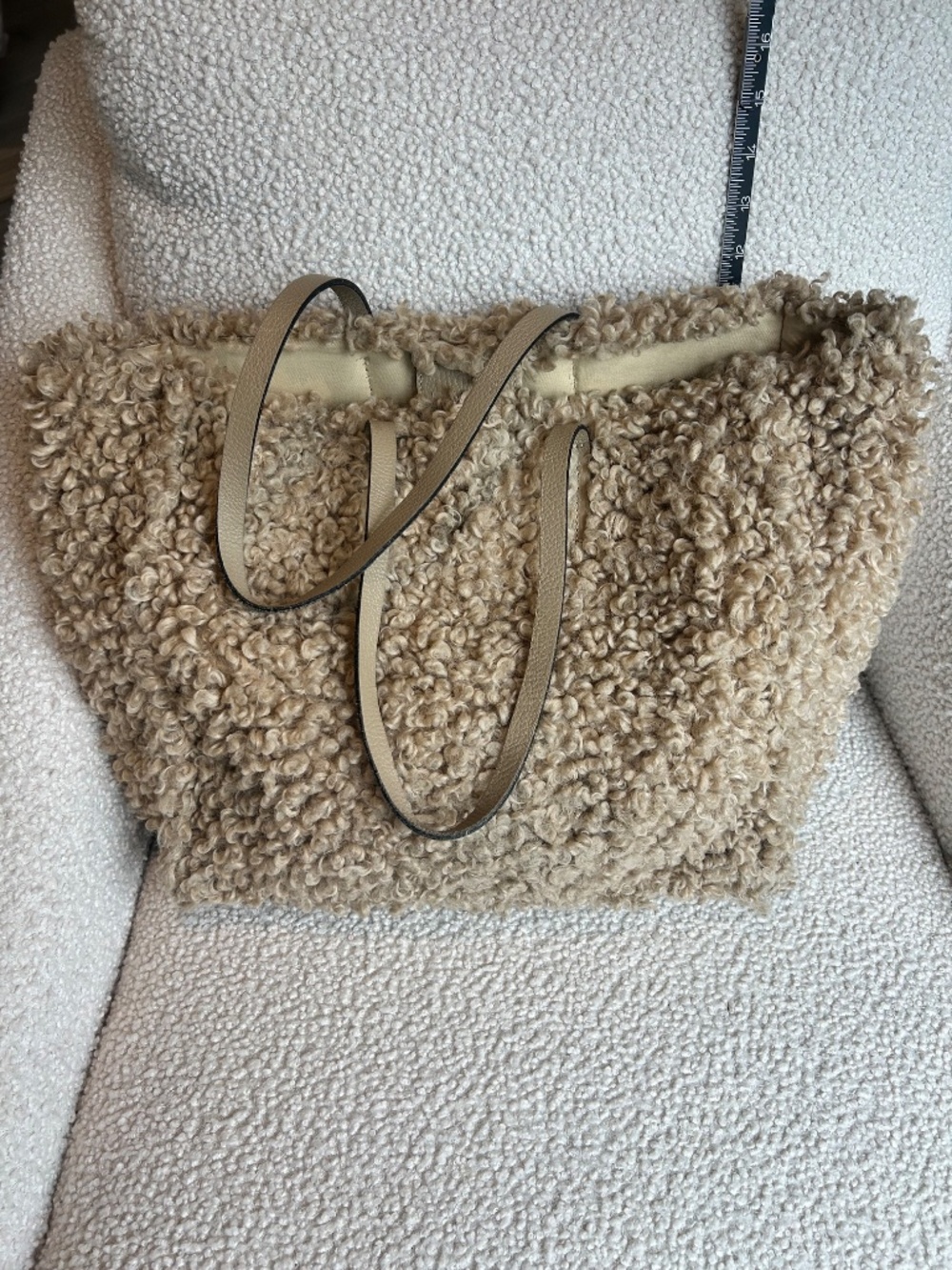 Anthropology sheep-like fabric light tote - Picture 2 of 3